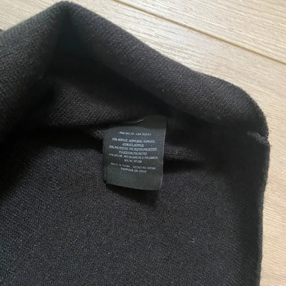 NWT Anthropologie Black Moth Sweater Size Medium - Picture 6 of 8